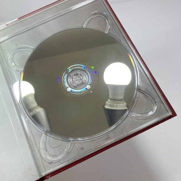 Tomb Raider: Definitive Edition (Microsoft Xbox One, 2013) w/ Exclusive Artbook - Picture 6 of 8